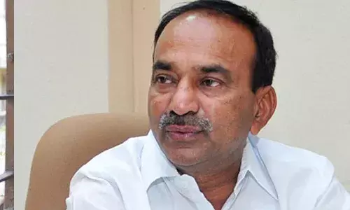 ఈటెల అంశం.. కావాలనేనా.. లేక..!