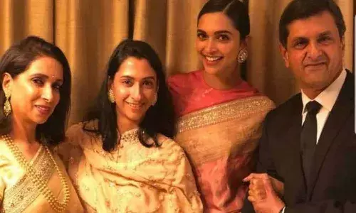 Deepika Padukones Family test positive