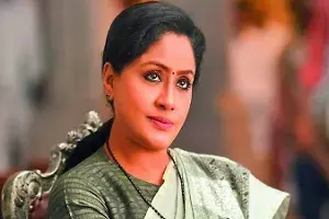 Vijayashanti fire on govt Vijayashanti fire on govt