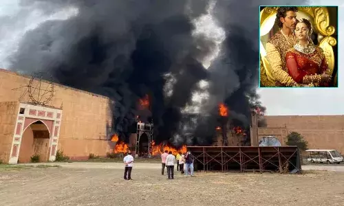 జోధా అక్బర్ మూవీ సెట్ లో భారీ అగ్ని ప్రమాదం..