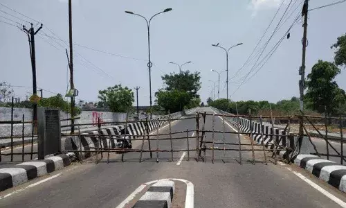 నిన్న ప్రమాణ స్వీకారం.. నేడు లాక్డౌన్