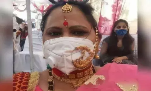 మాస్కు మాత్రమే కాదు.. ఆభరాణాలు కూడా ఉండాల్సిందే..!