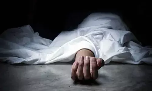 కరోనాతో వైద్య విద్యార్థిని మృతి