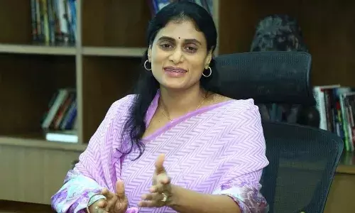షర్మిల పార్టీ అధికార ప్రతినిధులు వీరే..