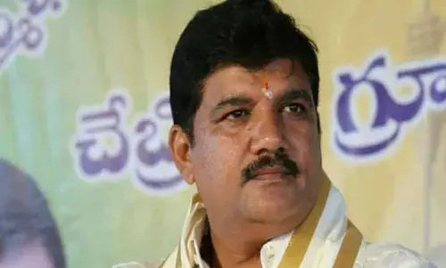 ధూళిపాళ్ల నరేంద్రపై మరో కేసు