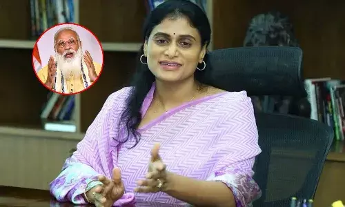 థర్డ్ వేవ్ రాకముందే అందరికీ వ్యాక్సిన్ ఇవ్వండి.. ఎన్నికలు జరిపినంత వేగంగా..