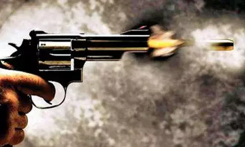 కడపలో కాల్పుల కలకలం.. ఇద్దరి మృతి