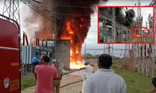 సబ్‌ స్టేషన్‌లో అగ్నిప్రమాదం.. పలు గ్రామాలకు నిలిచిన విద్యుత్‌ సరఫరా