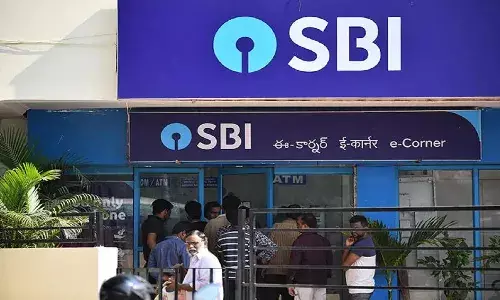 ఈ ఖ‌తాదారుల‌కు రూ.2లక్షల వ‌ర‌కు ఉచిత బీమా