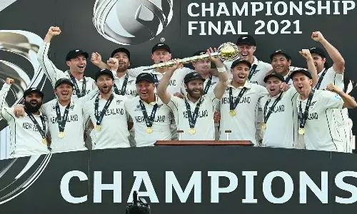 ఎక్కడైతే కన్నీళ్లు పెట్టుకుందో.. అక్కడే సగర్వంగా..