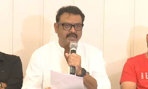 నాగ‌బాబు వ్యాఖ్య‌లు బాధించాయి : సీనియర్ నరేష్