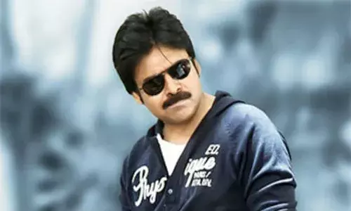 లగ్జరీ కారు బుక్ చేసిన పవన్.. ధర ఎంతో తెలిస్తే షాకే..!