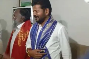 ఇకపై కాంగ్రెస్లో అంతర్గత కలహాలకు తావు లేదన్న ఆ ఇద్దరు నేతలు ఇకపై కాంగ్రెస్లో అంతర్గత కలహాలకు తావు లేదన్న ఆ ఇద్దరు నేతలు