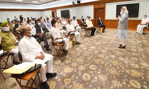 వైదొలిగిన మంత్రులు.. ప్రమాణ స్వీకారం చేయనున్న 43 మంది వీరే..!