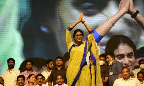 వైఎస్ షర్మిల పొలిటికల్ ఎంట్రీ.. లైవ్ అప్డేట్స్