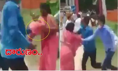 దారుణం.. నడిరోడ్డుపై మహిళ చీర లాగారు