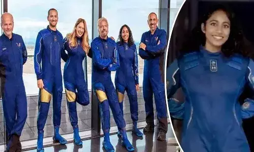 రోదసిలోకి నేడు తెలుగమ్మాయి.. అరుదైన ఘనత సాధించనున్న శిరీష