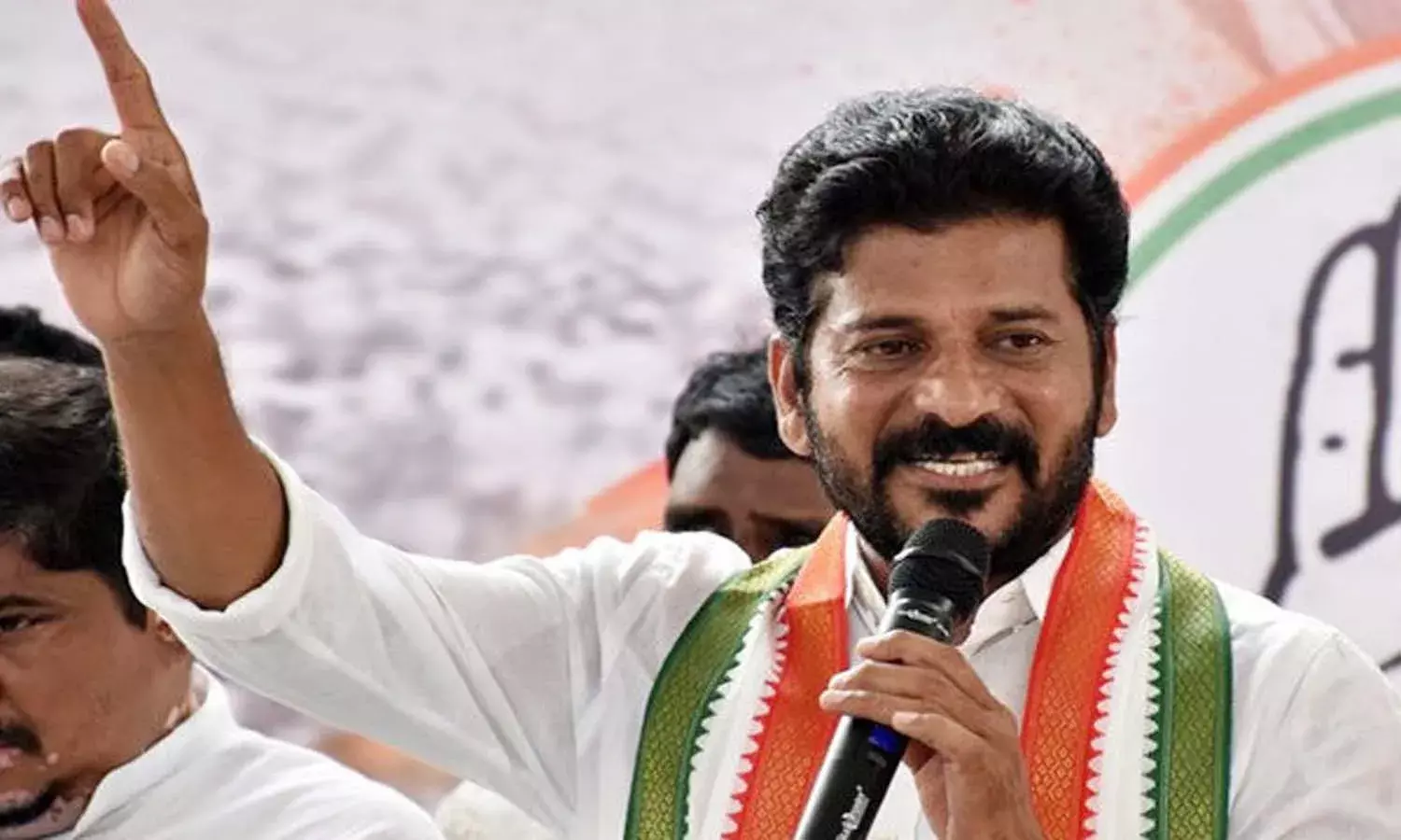 అంద‌రి భాగోతం బయట‌పెడుతా : రేవంత్ రెడ్డి