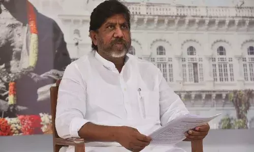 ఫోన్ ట్యాపింగ్ వ్యవహారంపై వారిరువురు జాతికి సమాధానం చెప్పాలి