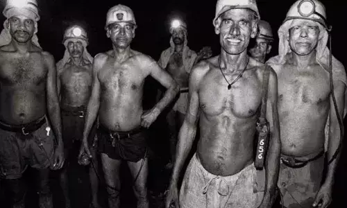 పదవీ విరమణ వయస్సును పెంచుతూ సీఎం కేసీఆర్ నిర్ణయం