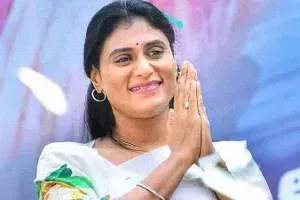 షర్మిల సంచలన వ్యాఖ్యలు.. మీ చేతగానితనాన్ని గుర్తుచేస్తూనే ఉంటాం షర్మిల సంచలన వ్యాఖ్యలు.. మీ చేతగానితనాన్ని గుర్తుచేస్తూనే ఉంటాం