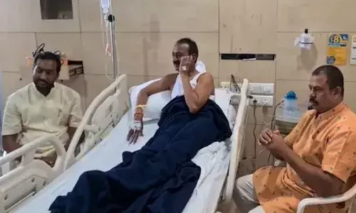 ఈటలను పరామర్శించిన బీజేపీ ఎమ్మెల్యేలు