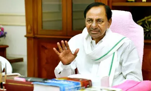 రైతు బీమా మాదిరి చేనేత కార్మికులకు బీమా సౌకర్యం : సీఎం కేసీఆర్‌