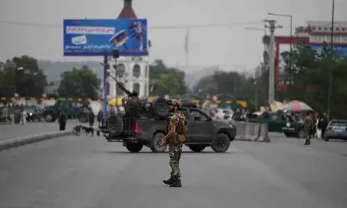 ఆఫ్గాన్‌లో అమెరికా వైమానిక దాడులు.. 200 మందికి పైగా తాలిబన్లు మృతి