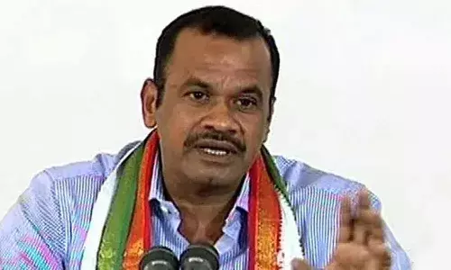 ఆయ‌న బతికి ఉంటే కేసీఆర్‌ను చూసి విలపించేవారు : ఎంపీ కోమటిరెడ్డి