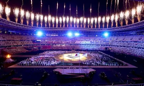 ముగిసిన ఒలింపిక్ క్రీడలు.. అలరించిన క్రీడోత్సవం