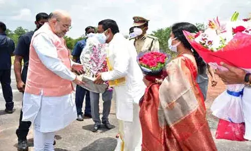 శ్రీశైలం మల్లన్న స్వామిని దర్శించుకున్న కేంద్ర హోంమంత్రి అమిత్ షా