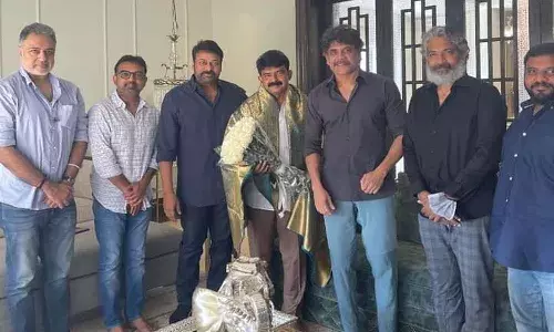 సీఎం జ‌గ‌న్ తో భేటీ కానున్న‌ మెగాస్టార్.. ఈసారి తెర‌పై బొమ్మ ప‌క్కా..!