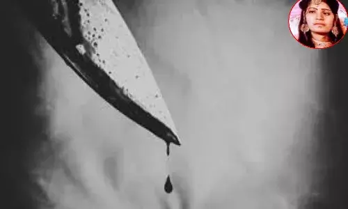 అమ్మ‌వారి కుమారైను అంటూ.. తనను తానే బలిచ్చుకున్న యువతి