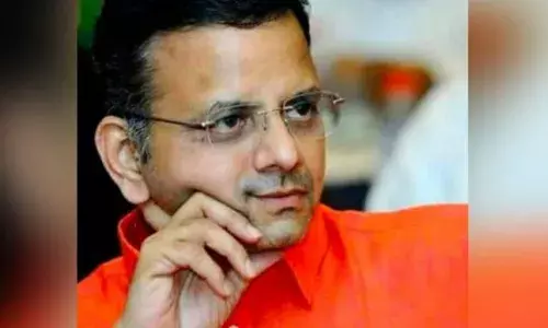 క‌ల‌క‌లం రేపిన బీజేపీ నేత వీడియో కాల్ చాటింగ్‌.. రాజీనామా