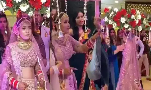 మండపంలోకి వస్తూ ఆగిపోయిన వధువు.. ఏం జరిగిందంటే..?