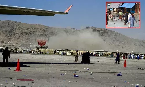 కాబూల్ విమానాశ్రయం వద్ద భారీ పేలుడు.. 13 మంది మృతి