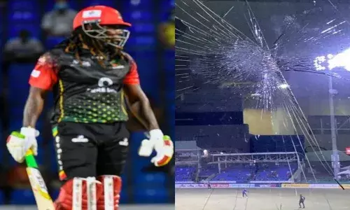 గేల్ బాదుడు.. పగిలిపోయిన గ్లాస్