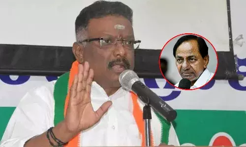 మీ కుర్చీ ఇవ్వండి.. ఉన్న రెండేళ్ల కాలాన్ని దళితులకు ఇవ్వండి