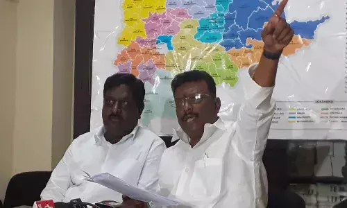 కొడుకునైన విడిచిపెట్టనని.. మల్లారెడ్డిని ఎందుకు వదిలేస్తున్నారు..?