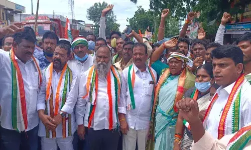 అలా చేస్తే కాంగ్రెస్ అభ్యర్ధిని పోటీలో నిలపం : జగ్గారెడ్డి