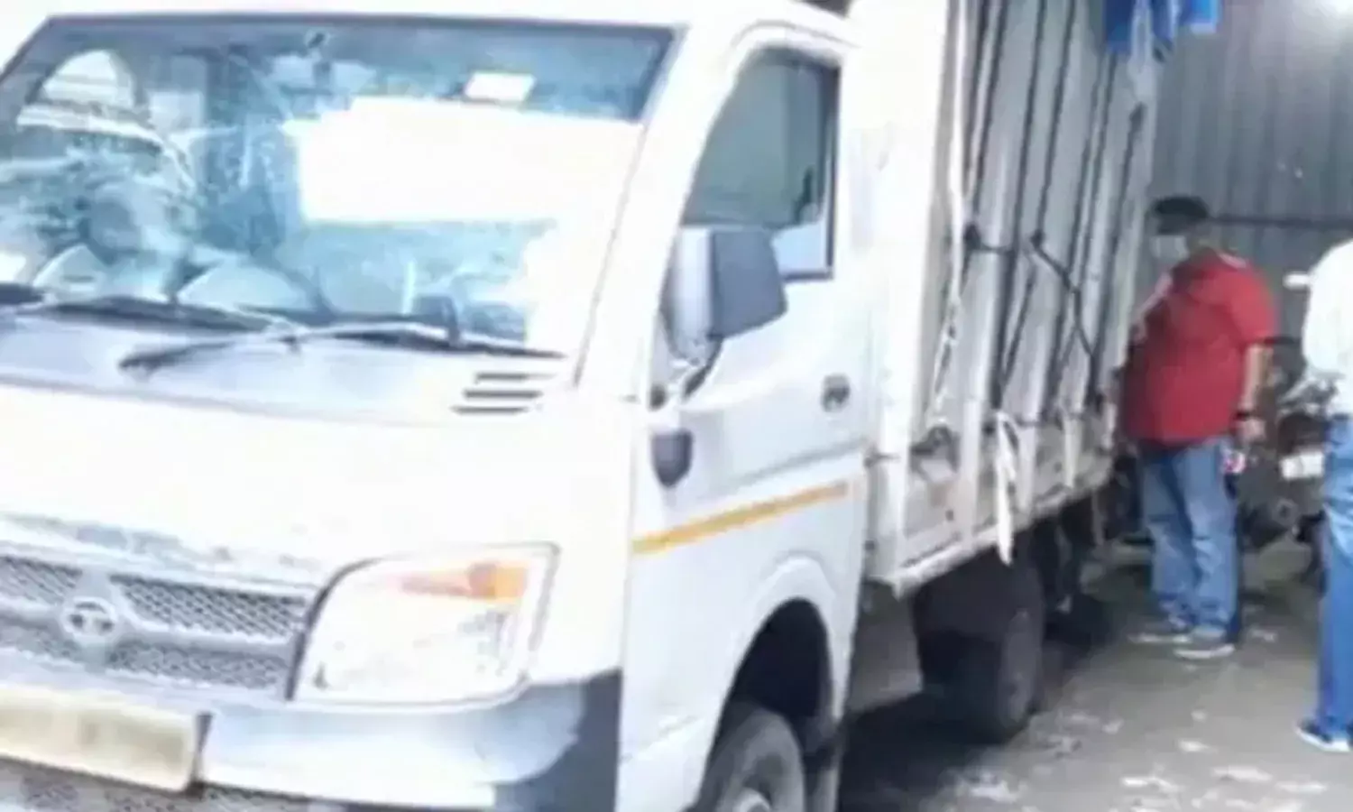 33 గంటలు మృత్యువుతో పోరాడి ఓడిన ముంబై బాధితురాలు