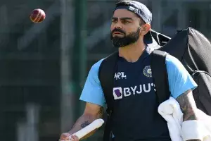 టీ20 కెప్టెన్ గా విరాట్ వైదొలగబోతున్నాడు.. మరి నెక్ట్స్ ఎవరు..? టీ20 కెప్టెన్ గా విరాట్ వైదొలగబోతున్నాడు.. మరి నెక్ట్స్ ఎవరు..?