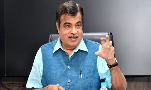 యూట్యూబ్ లో లక్షలు సంపాదిస్తున్న కేంద్ర మంత్రి