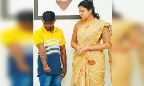 ఎమ్మెల్యే విడదల రజనికి వీరాభిమాని.. ఏకంగా..