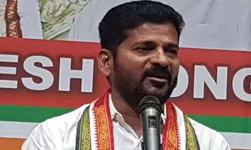 అమరవీరుల స్థూపం వద్దకు వస్తా.. మీరు రండి..