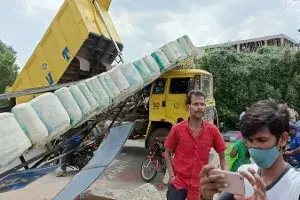 తిరుపతిలో తప్పిన పెను ప్రమాదం తిరుపతిలో తప్పిన పెను ప్రమాదం