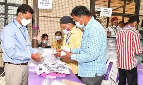 ఆ ఆరు చోట్ల త‌ప్ప‌.. మిగ‌తా అన్ని స్థానాల్లో కొన‌సాగుతున్న‌ ఓట్ల‌ లెక్కింపు ప్రక్రియ