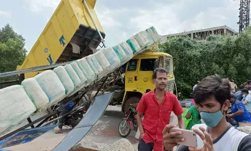 తిరుపతిలో తప్పిన పెను ప్రమాదం