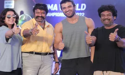 లైగర్ సెట్లో బాలయ్య.. ఫోటోలు వైరల్