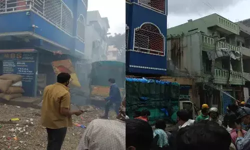 బెంగళూరులో పేలుడు కలకలం.. ముగ్గురు మృతి